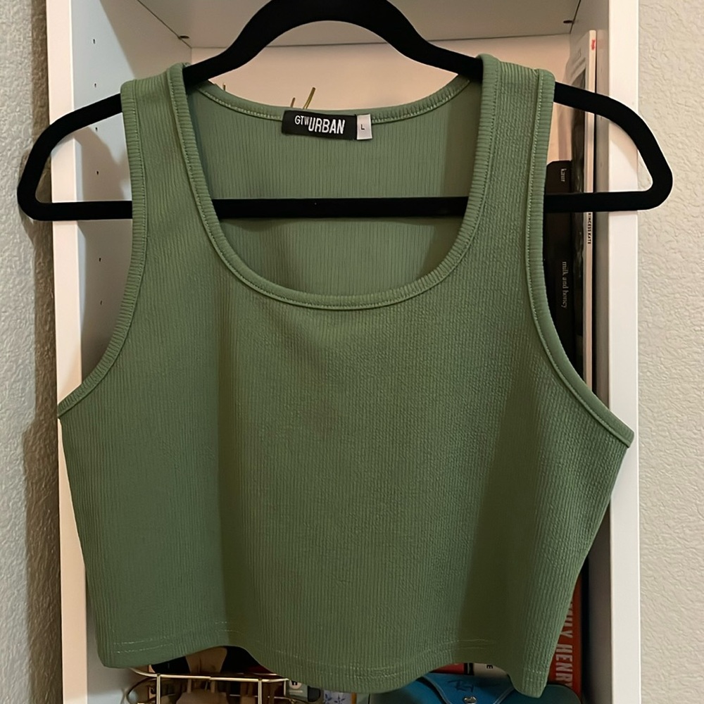 GTW URBAN Ribbed Green Crop Top